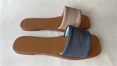 Sandal Mode Kanvas Musim Panas